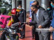 MB Selangor Hadir Penyerahan Subsidi Inisiatif Roda Darul Ehsan (RiDE)