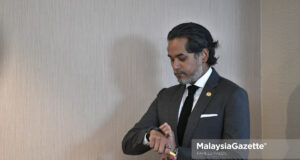 Khairy Jamaluddin Abu Bakar. PIX: MalaysiaGazette Undi 18 delay Election Commission EC