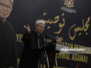 Pendakwah perlu senada dalam isu vaksin Covid-19 – Zulkifli