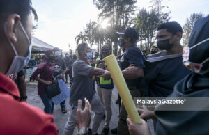 Penjaja Merusuh, MBSJ Tangguh Roboh Gerai Tepi Jalan