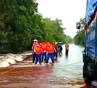 hanyut 1