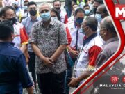 TERKINI : Rakyat ‘Kecil Hati’ Tengok Warga Asing Boleh Berniaga – Annuar Musa