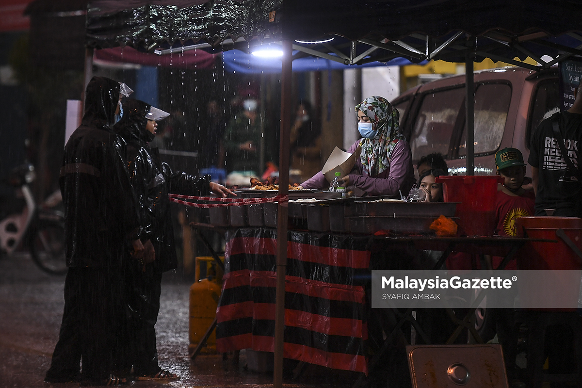 Suasana Pasar Malam Taman Medan Dalam Tempoh Pkp