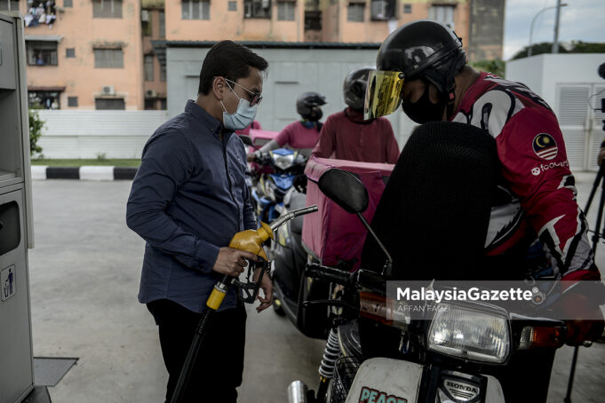 Isi Minyak Motor Percuma P-Hailing