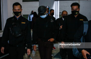 Pegawai MBPJ mengaku tidak bersalah terhadap 2 tuduhan terima suapan RM377,696