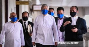 Former Deputy Prime Minister Datuk Seri Dr Ahmad Zahid Hamidi arrives at the Kuala Lumpur Courts Complex for his Yayasan Akalbudi trial. PIX: HAZROL ZAINAL / MalaysiaGazette / 28 AUGUST 2020
