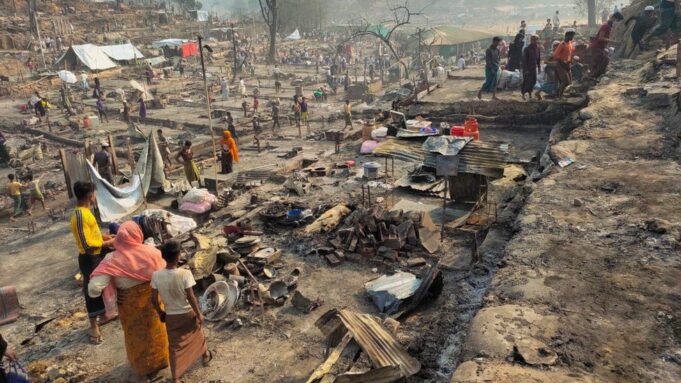Cox Bazaar Roningya refugee camp fire Bangladesh