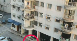 suicide A female community college student was found dead after she jump off from the 12th floor of the Desa Rahmat Flat from Relau.