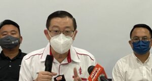 apostasy Secretary-General of DAP, Lim Guan Eng Penang Anti-Party Hopping Act