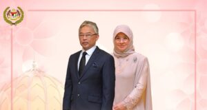 Raja Permaisuri Agong Tunku Hajah Azizah Aminah Maimunah Iskandariah reminded all women to love and value themselves to be great and happy human beings in conjunction with the International Women's Day