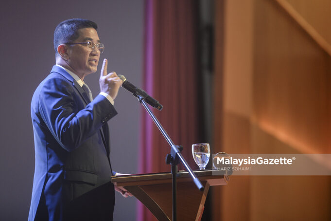 AZMIN ALI MITI
