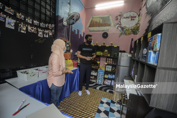 Hans Isaac Serahan Sumbangan