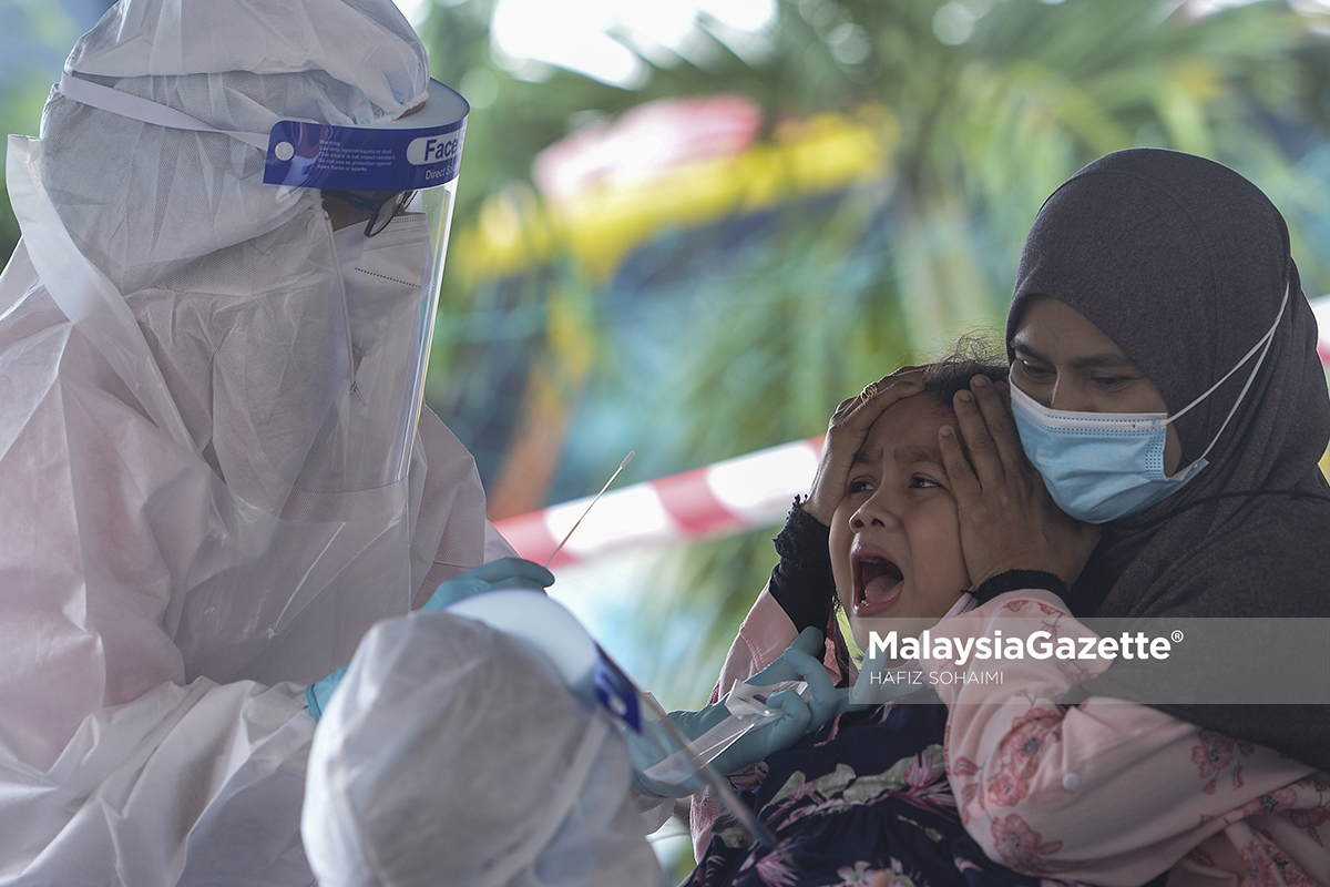 Penduduk Taman Tasik Tambahan Jalani Ujian Saringan Covid 19