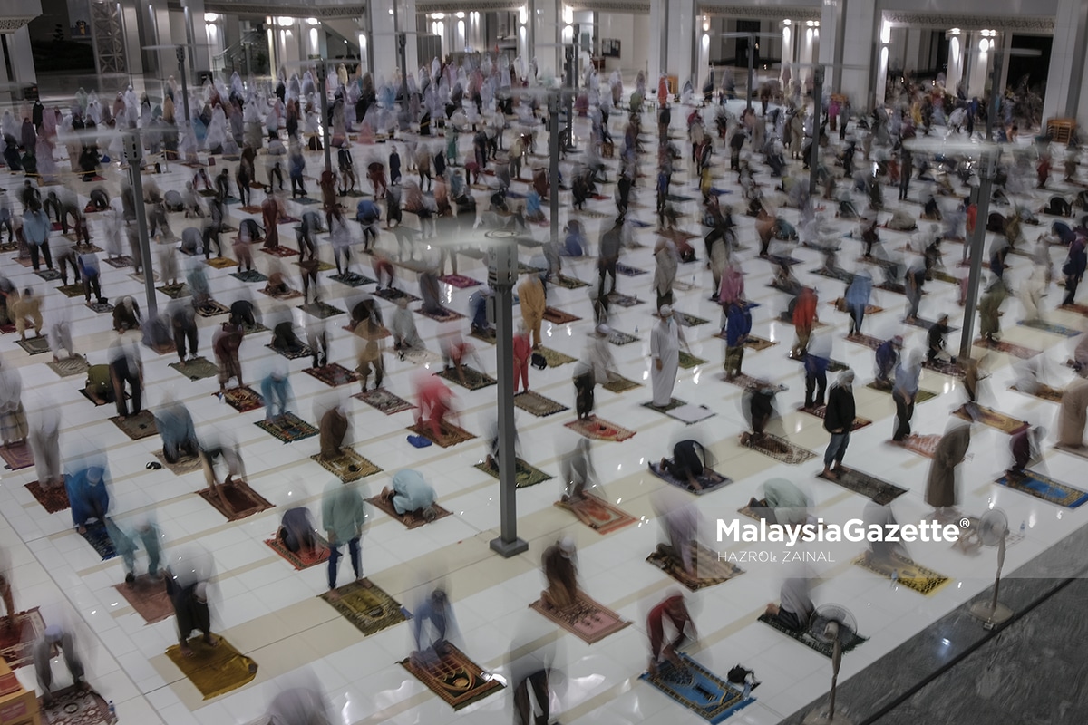 Suasana Masjid Di Malam Pertama Solat Sunat Terawih Ramadan2021