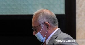 SRC International Switzerland funds swiss bank Former Prime Minister, Datuk Seri Najib Tun Razak leaves the Palace of Justice after the hearing of his appeal to strike off conviction over the misappropriation of funds belonging to SRC International Sdn Bhd. PIX: MOHD ADZLAN / MalaysiaGazette / 14 APRIL 2021.