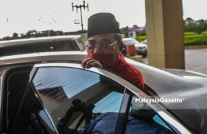 Tajuddin Abdul Rahman sacked terminated UMNO Supreme Council