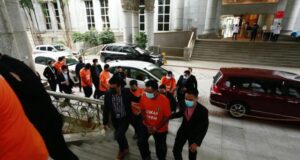 Seven individuals involved in the government projects cartel are brought to the court for remand order.