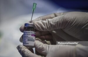 The registration for the second round of AstraZeneca vaccine will be opened at 12.00 pm this Sunday. PIX: MalaysiaGazette