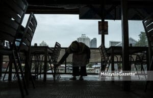 Warga emas tampil alasan “membawang”, pinjam tandas selepas terima saman