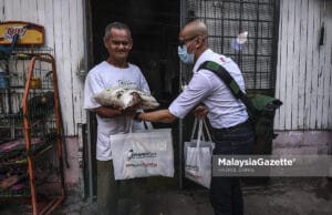 MalaysiaGazette Prihatin Dekati Penghuni Kampung Muhibbah