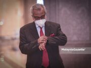 Cukai pendapatan RM9.41 juta: Shafee berniat lengahkan tuntutan saman – LHDN income tax arrears LHDN IRB Inland Revenue Board Lawyer, Tan Sri Muhammad Shafee Abdullah arrives at the Palace of Justice in Putrajaya for the hearing of SRC International Sdn Bhd trial involving his client, Datuk Seri Najib Tun Razak who is seeking to strike off the conviction against him over the misappropriation of RM42 million. PIX: SYAFIQ AMBAK / MalaysiaGazette / 18 MAY 2021.