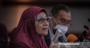 Selangor State Health, Welfare, Women and Family Empowerment Committee Chairperson, Dr Siti Mariah Mahmud at a news conference on the latest development of Covid-19 in the state. PIX: HAZROL ZAINAL / MalaysiaGazette / 19 MAY 2021. full lockdown scale MCO