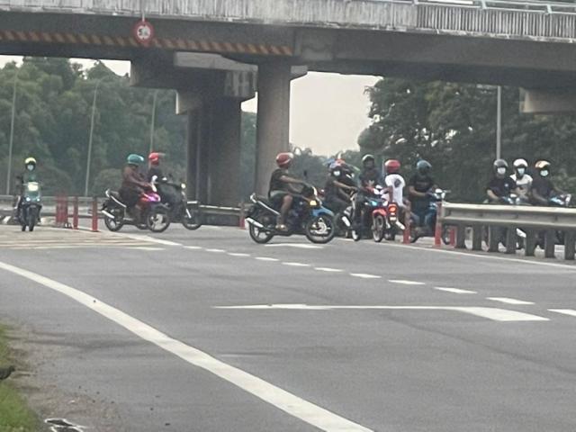 The police arrested 38 individuals including 12 teenagers for illegal racing, gathering at public area during the Full Movement Control Order (MCO) and not practicing physical distancing at the New North Klang Straits Bypass (Shapadu) yesterday