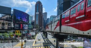 The usually vibrant and crowded area in Kuala Lumpur has turned into a sleepy town following the total lockdown or the Full Movement Control Order (FMCO) from 1 until 14 June. PIX: MOHD ADZLAN / MalaysiaGazette / 01 JUNE 2021 The usually vibrant capital city of Kuala Lumpur has turned into a quiet town on the first day of the Phase 1 Full Movement Control Order (FMCO) or total lockdown that begins today until 14 June.