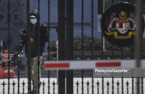 Kakitangan UIAM didakwa rasuah RM32,000