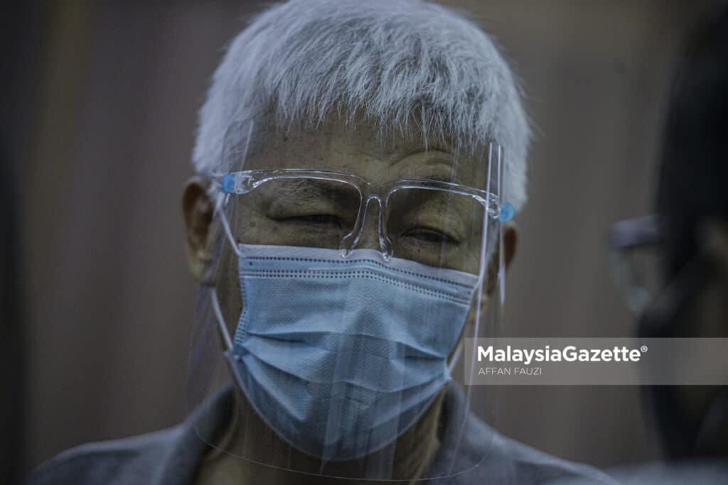 Temubual bersama warga emas, Soh Beng Hock selepas menerima suntikan vaksin jenis Sinovac di Hospital KPJ Tawakkal, Kuala Lumpur. Foto AFFAN FAUZI, 07 JUN 2021.