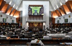 Dewan Rakyat Parliament sitting third phase of FMCO full movement control order Muhyiddin Yassin