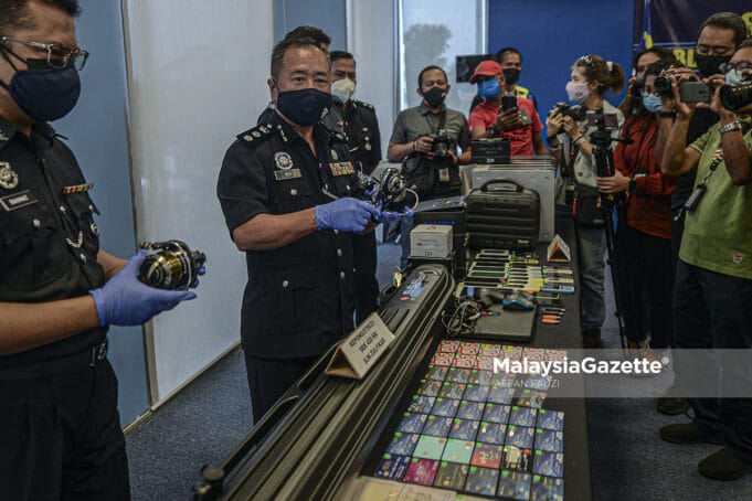 Sidang Media Tangkapan Atas Talian
