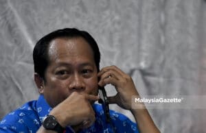 Datuk Seri Ahmad Maslan Deputy Speaker Dewan Rakyat Bersatu rejects