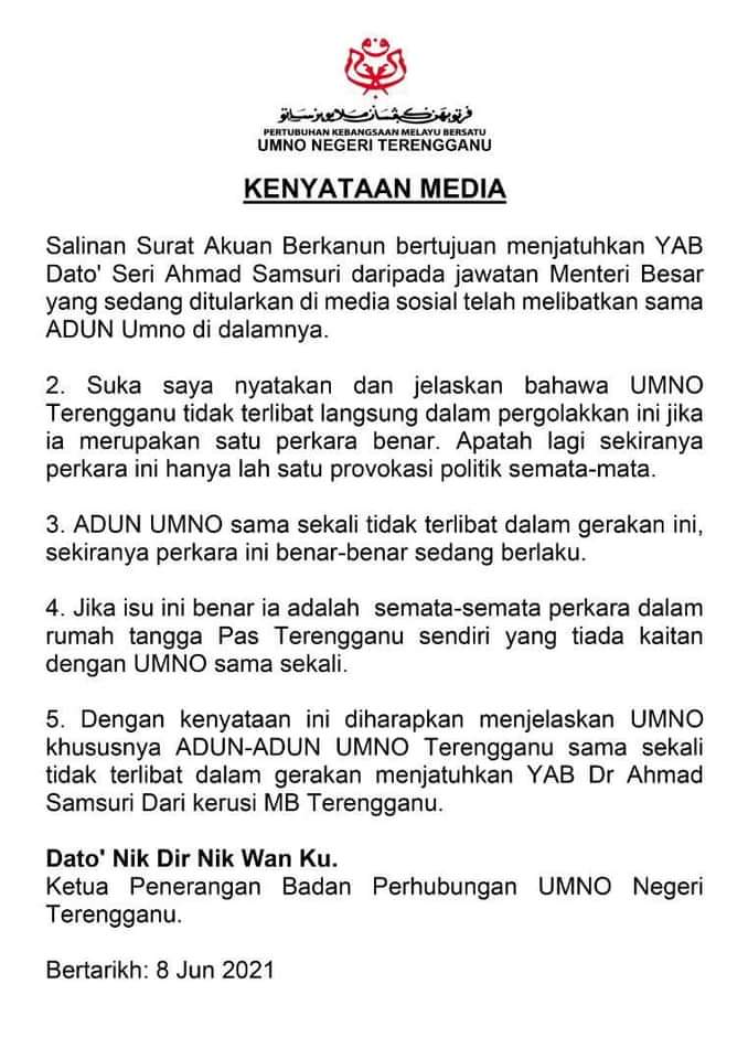 UMNO Terengganu menafikan terlibat dalam Akuan Bersumpah untuk menjatuhkan Menteri Besar Terengganu.