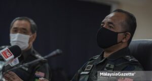 Central Brigade General Operations Force (GOF) Commander, Senior Assistant Commissioner Muhammad Abdul Halim at a news confence.   PIX: HAZROL ZAINAL / MalaysiaGazette / 01 JULY 2021