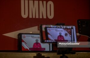 The President of UMNO, Datuk Seri Dr. Ahmad Zahid Hamidi at a news conference after the UMNO Supreme Council meeting at Menara Dato Onn, World Trade Centre Kuala Lumpur (WTCKL). PIX: AFFAN FAUZI / MalaysiaGazette / 08 JULY 2021