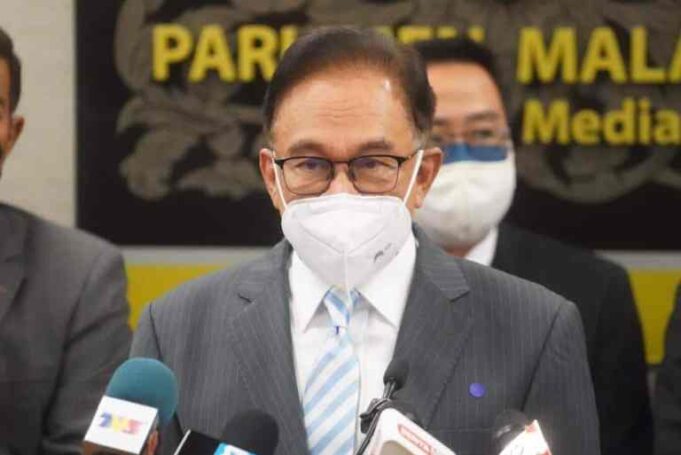Opposition Chief, Datuk Seri Anwar Ibrahim has submitted a motion of no confidence to the Dewan Rakyat towards Prime Minister Tan Sri Muhyiddin Yassin. revocation of Emergency Ordinance no confidence motion vote Dewan Rakyat Parliament