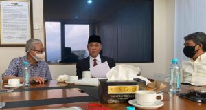 The President of UMNO, Datuk Seri Ahmad Zahid Hamidi, his Deputy Datuk Seri Mohamad Hasan and the Vice-President of UMNO Datuk Seri Ismail Sabri Yaakob. Prime Minister Muhyiddin Yassin