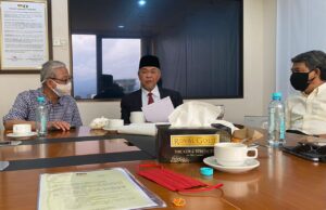 The President of UMNO, Datuk Seri Ahmad Zahid Hamidi, his Deputy Datuk Seri Mohamad Hasan and the Vice-President of UMNO Datuk Seri Ismail Sabri Yaakob. Prime Minister Muhyiddin Yassin