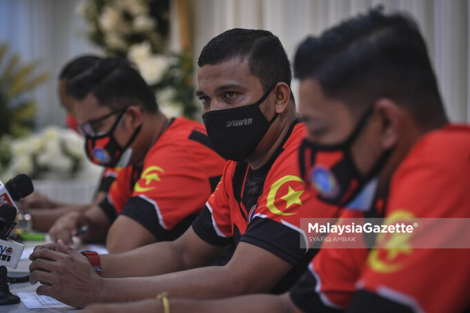 Presiden Pertubuhan Kebajikan Melayu Islam Beriltizam Kebangsaan, Ismawi Ismail bercakap isu berkenaan Titah YDPA serta haba politik semasa Covid-19 di Restoran Budi, Petaling Jaya, Selangor. Foto SYAFIQ AMBAK, 12 OGOS 2021.