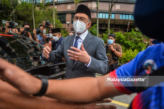 MGF17082021_PEMIMPIN PARTI POLITIK ISTANA KELUAR-1