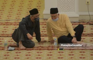 Menteri-menteri UMNO kekal sokong PN, Muhyiddin?
