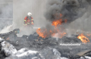 Bomba berjaya padam kebakaran kilang di Semambu