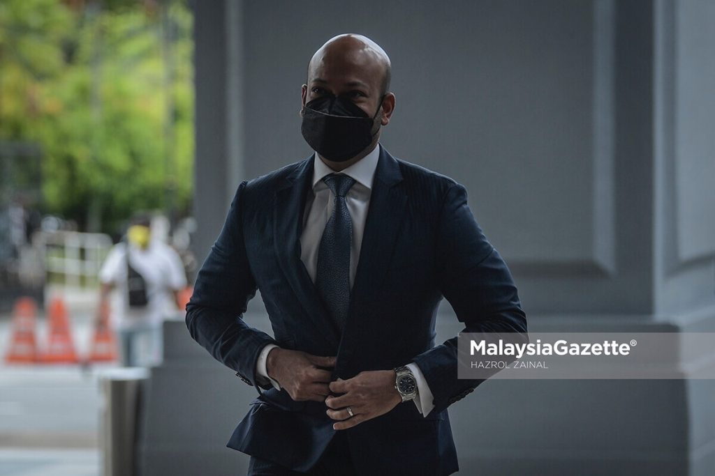 Former Chief Executive Officer (CEO) of 1MDB, Arul Kanda Kandasamy arrives at the Kuala Lumpur Court Complex for the trial on tempering the 1MDB final audit report.     PIX: HAZROL ZAINAL / MalaysiaGazette / 30 SEPTEMBER 2021.