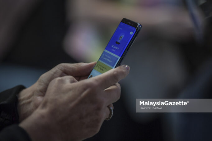 MGF16092021_PENGUNJUNG TIBA KAPAL TERBANG14