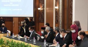 rejection SOSMA UMNO BN Barisan Nasional Ahmad Zahid Hamidi The Federal Government and opposition, Pakatan Harapan (PH) have created national history by signing the Transformation and Political Stability Memorandum of Understanding (MoU).