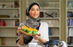 Daphne Iking kini berhijab?