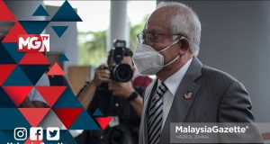 Former Prime Minister, Datuk Seri Najib Tun Razak arrives at the Kuala Lumpur Court Complex for the proceeding of tempering 1Malaysia Development Berhad (1MDB) final audit report. PIX: HAZROL ZAINAL / MalaysiaGazette / 30 SEPTEMBER 2021