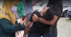 melaka student teenager adolescent faints after Covid-19 vaccine vaccination breakfast sleep