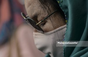 Datin Seri Rosmah Mansor, wife of former Prime Minister Datuk Seri Najib Razak leaves the Kuala Lumpur High Court after taking stand in her defence over the the RM1.25 billion solar hybrid project corruption trial. PIX: AFFAN FAUZI / MalaysiaGazette / 06 OCTOBER 2021. Rizal Mansor Jepak Holdings